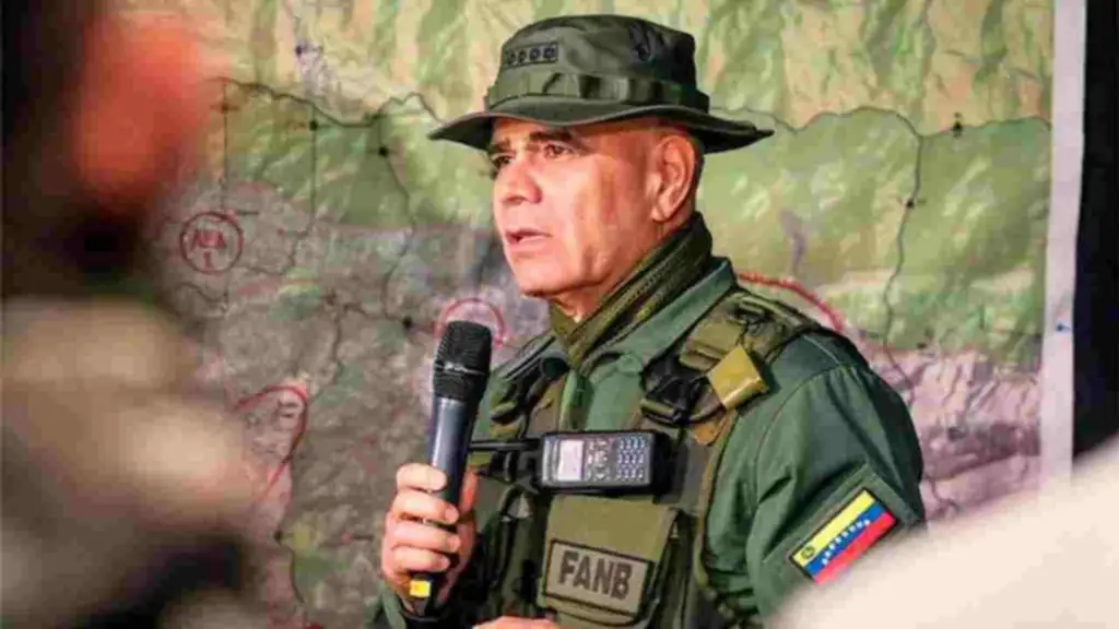 Padrino López denuncia incursión aérea por parte de EE.UU.: La mayoría de las veces violan normas operacionales